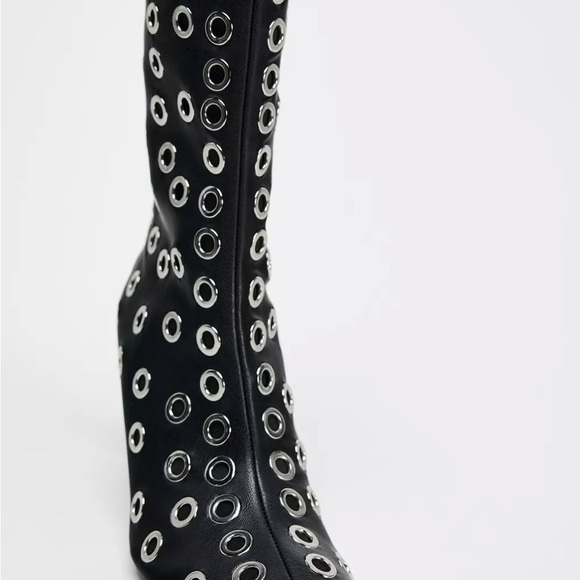 Zara Black Grommet-Embellished Boots-Size 10 - Picture 8 of 9